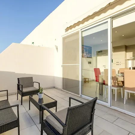 A Lovely 1br Penthouse With Private Terrace & Wifi By 360 Estates Apartment Gzira