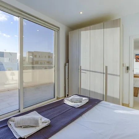 Appartement A Lovely 1br Penthouse With Private Terrace & Wifi By 360 Estates